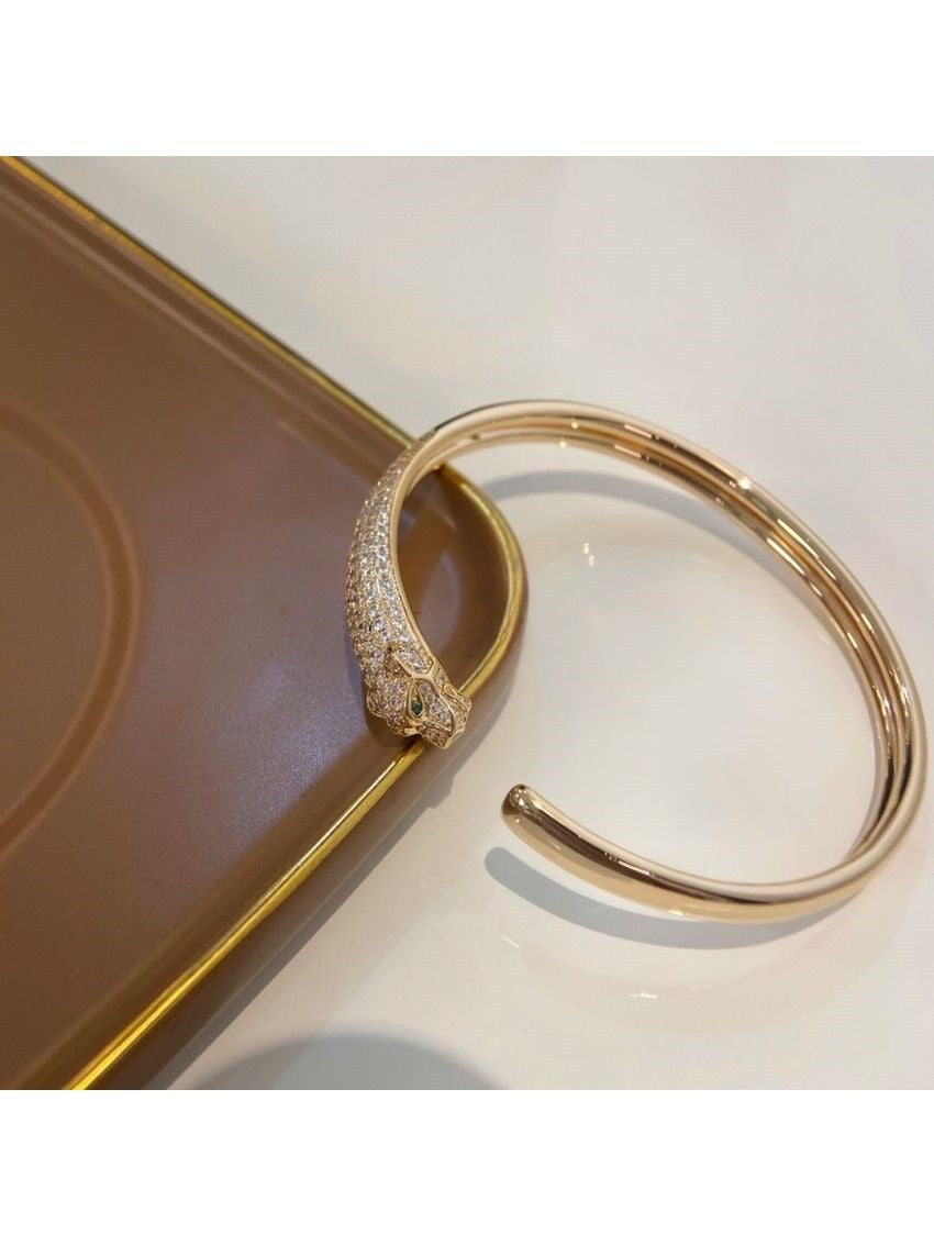 C-Bracelet